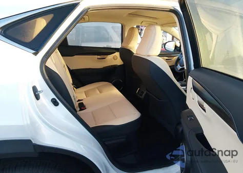 2019 Lexus Nx 300 z USA, uszkodzony, nr VIN JTJYARBZ8K2128927